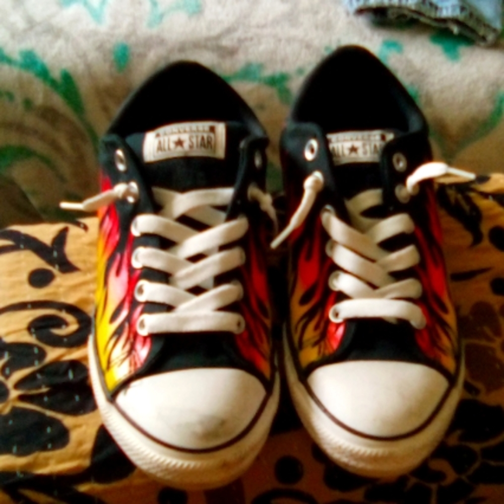 Converse